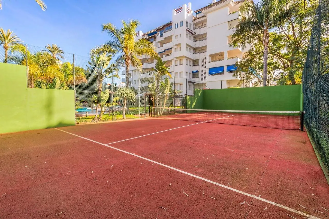 Modern Studio In Medina Garden - Puerto Banus Marbella 0*,  Spanien