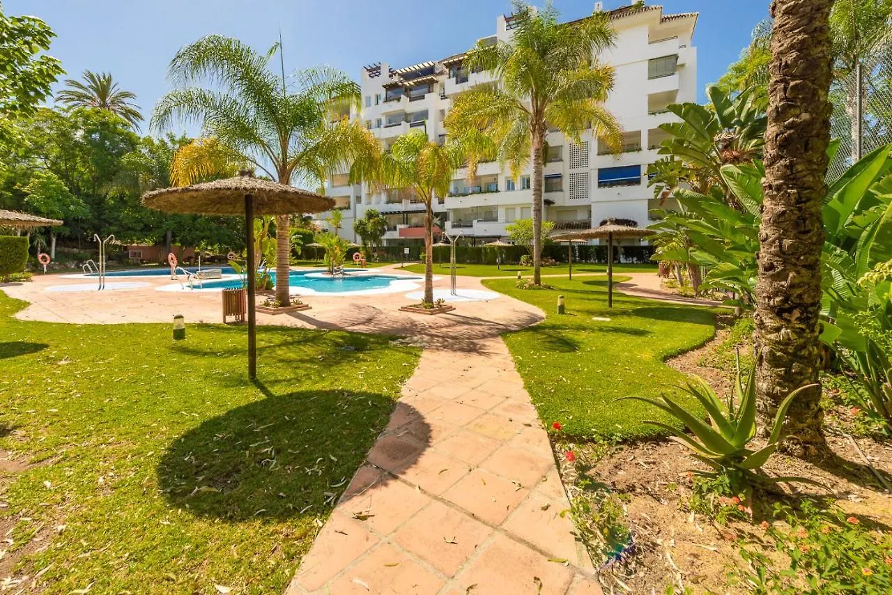 Modern Studio In Medina Garden - Puerto Banus Marbella